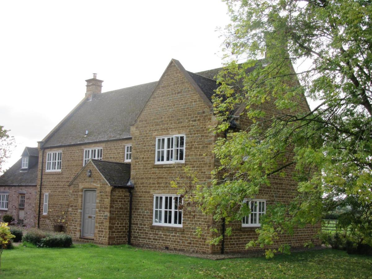 Weston Hill Farm Bed and Breakfast Moreton Pinkney Exteriör bild