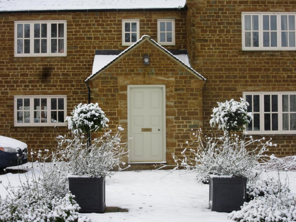 Weston Hill Farm Bed and Breakfast Moreton Pinkney Exteriör bild